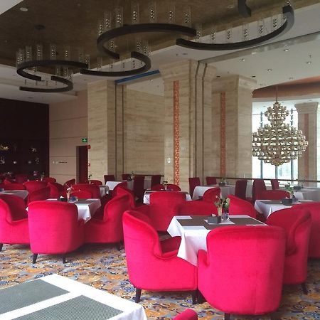 Lan Hai Hotel Guangzhou Bagian luar foto