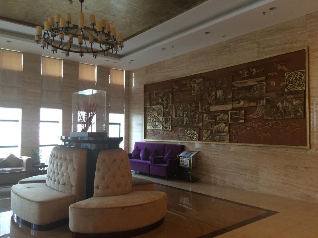 Lan Hai Hotel Guangzhou Bagian luar foto