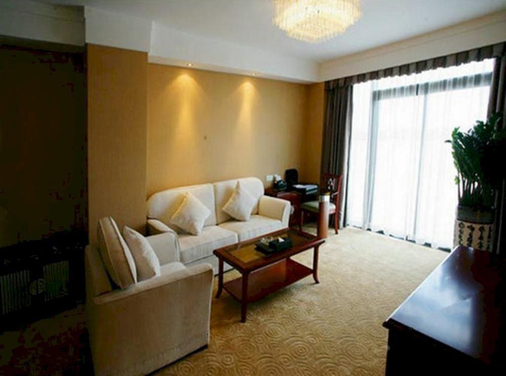 Lan Hai Hotel Guangzhou Bagian luar foto
