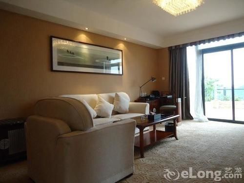 Lan Hai Hotel Guangzhou Bagian luar foto